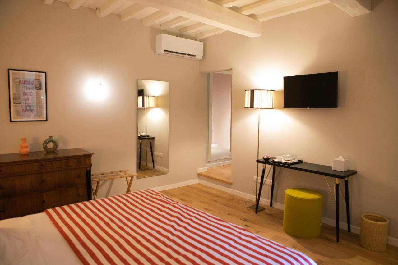 Lunaria Suites - Fyodor Dostoyevsky'S House Firenze Kültér fotó